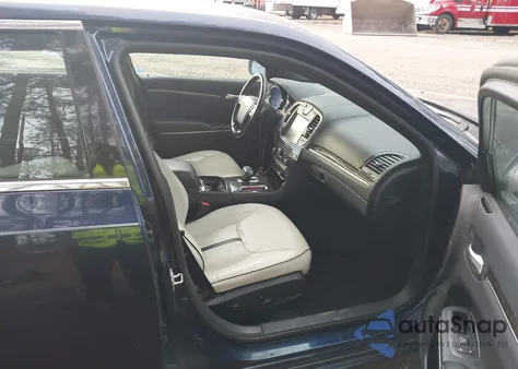 2013 Chrysler 300 Motown from USA, damaged, VIN 2C3CCAAG4DH697698